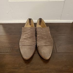 Chinese Laundry "Danika" Slip-on Shootie